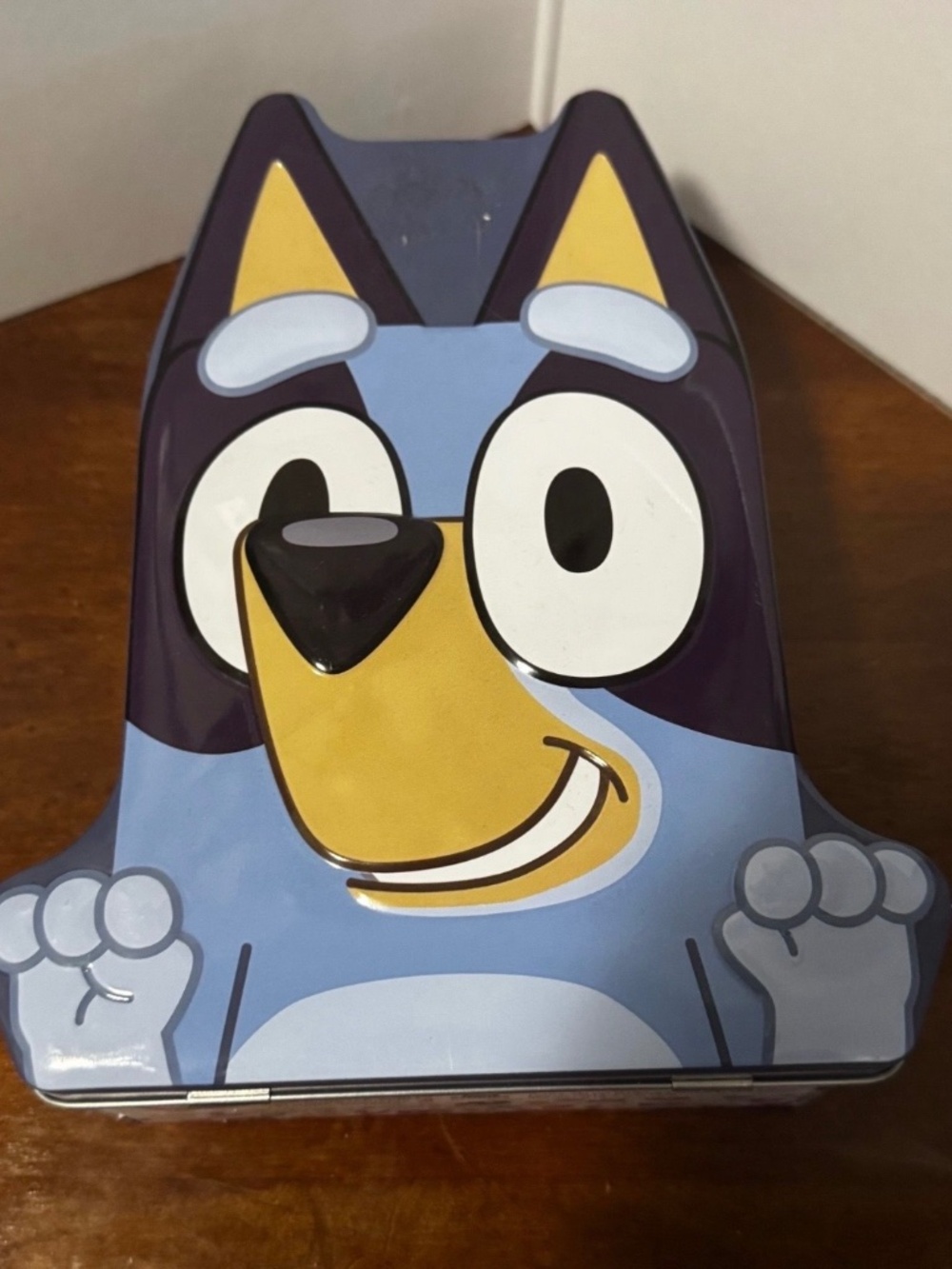 Bluey tin